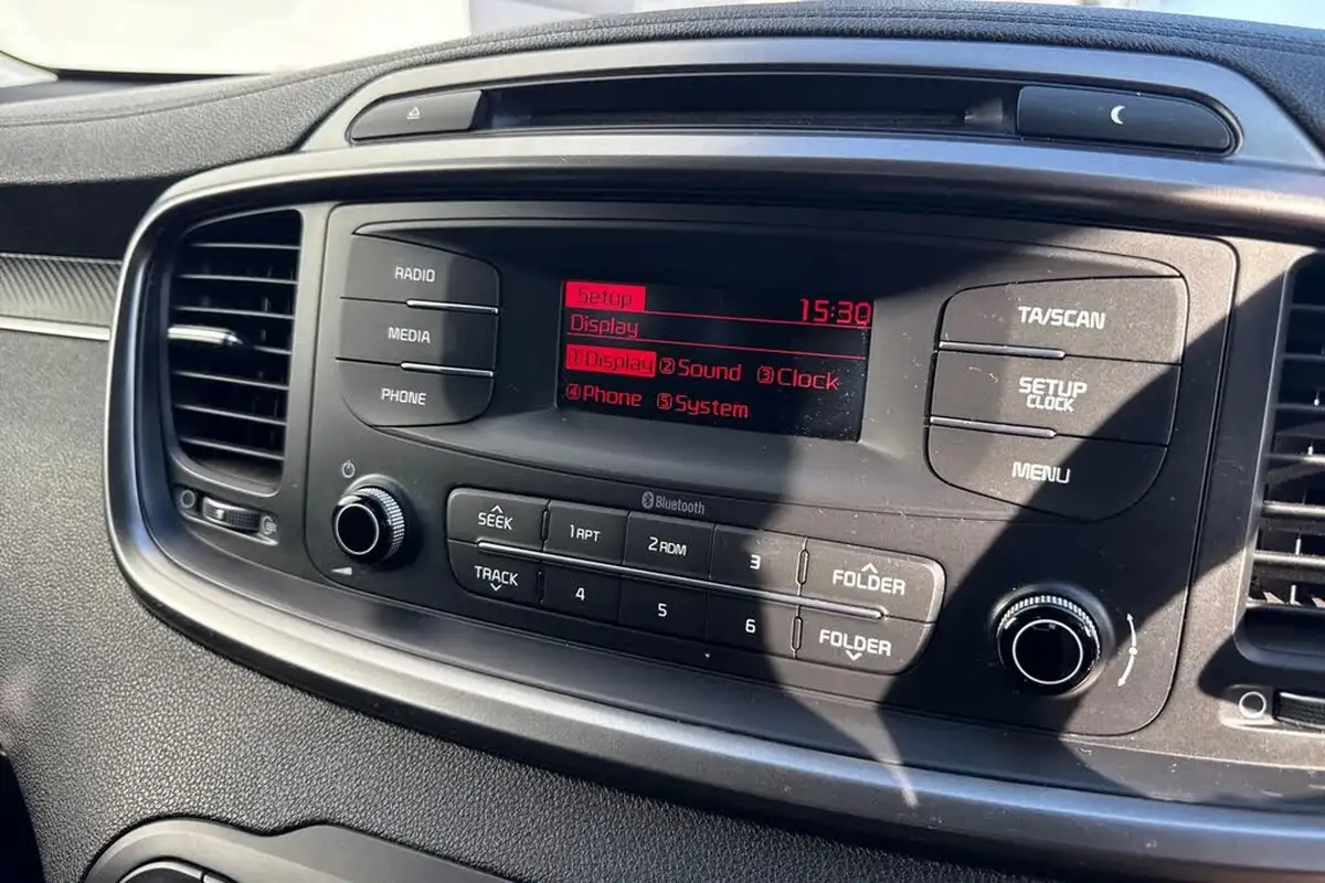 2016-kia-sorento-22-crdi-kx-1-big-46