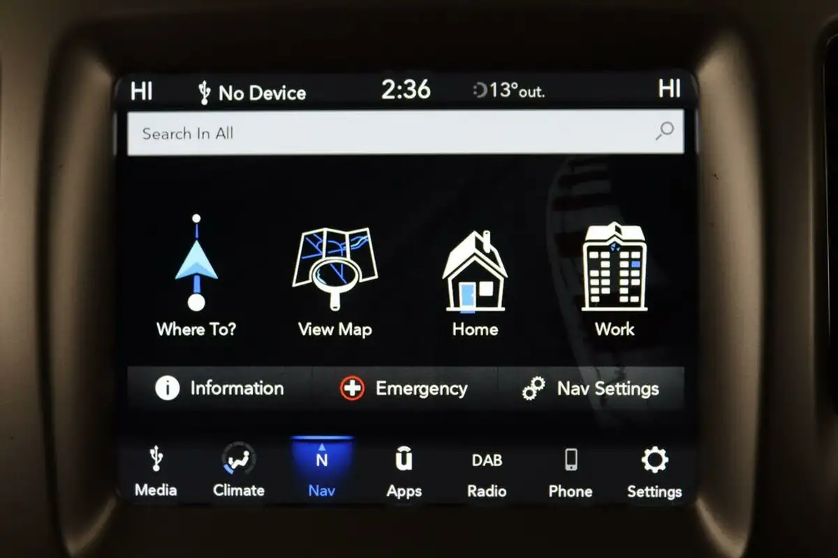2019-jeep-compass-14-multiair-ii-longitude-big-21