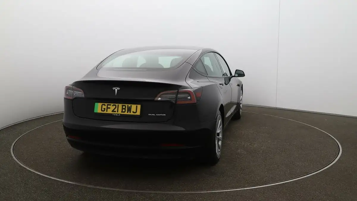 2021-tesla-model-3-e-long-range-4x4-big-54