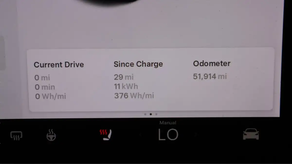 2021-tesla-model-3-e-long-range-awd-big-10