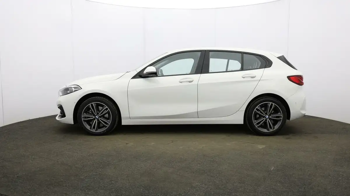2021-bmw-1-series-20td-120d-xdrive-sport-lcp-big-66