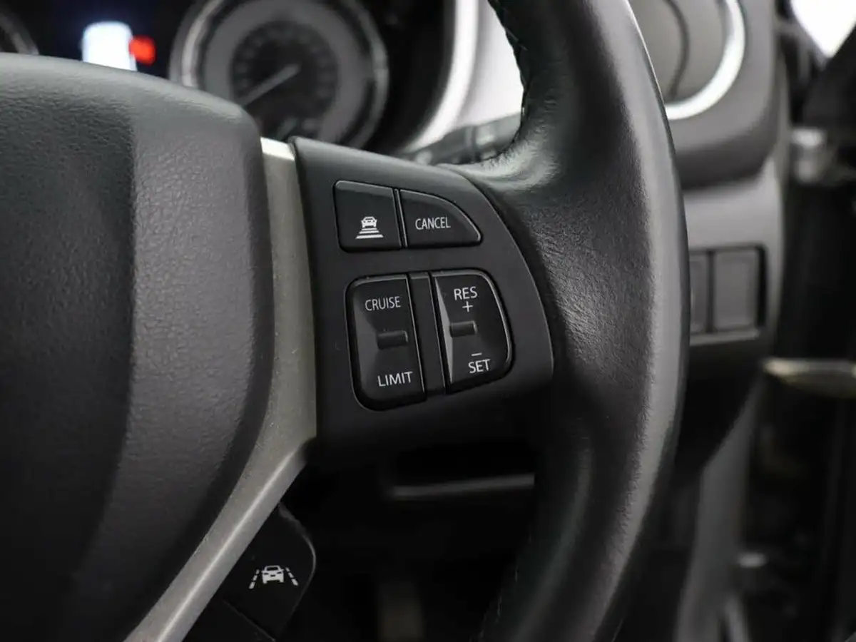 2020-suzuki-vitara-14-boosterjet-sz-t-129ps-mild-hybrid-big-30
