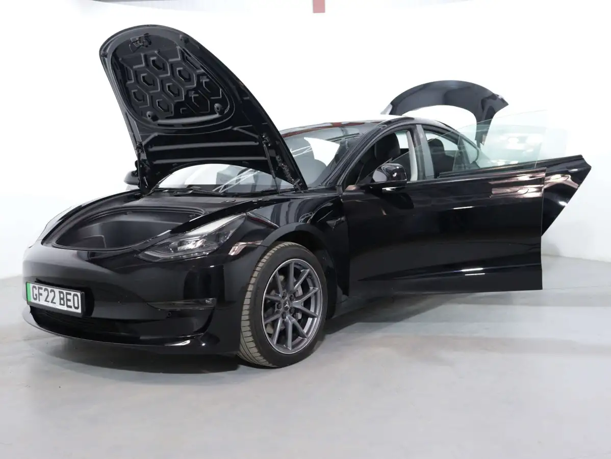2022-tesla-model-3-e-long-range-big-44