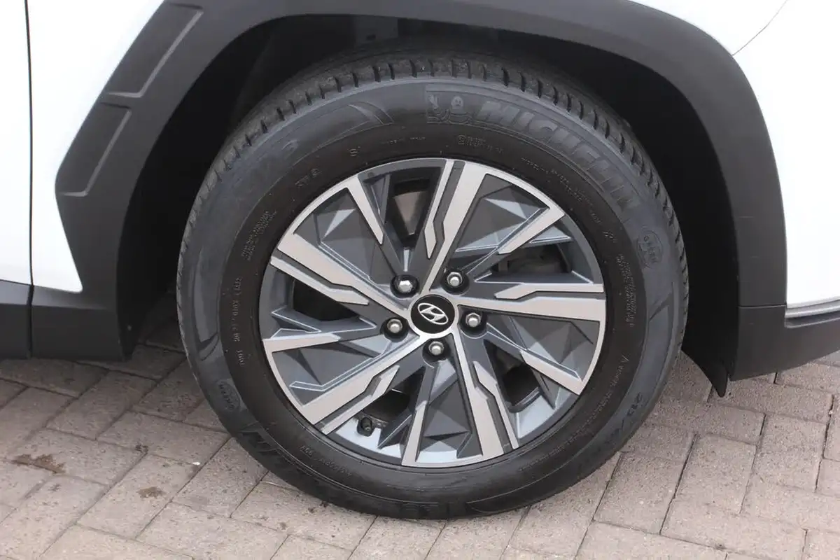 2021-hyundai-tucson-16-t-gdi-se-connect-150ps-48-volt-mhev-big-9