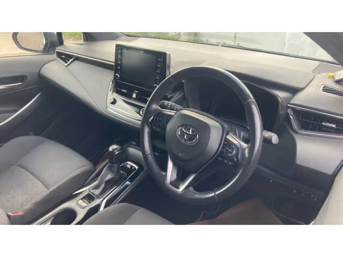 2020-toyota-corolla-18-vvt-i-design-spare-wheel-hatchback-5d-big-10