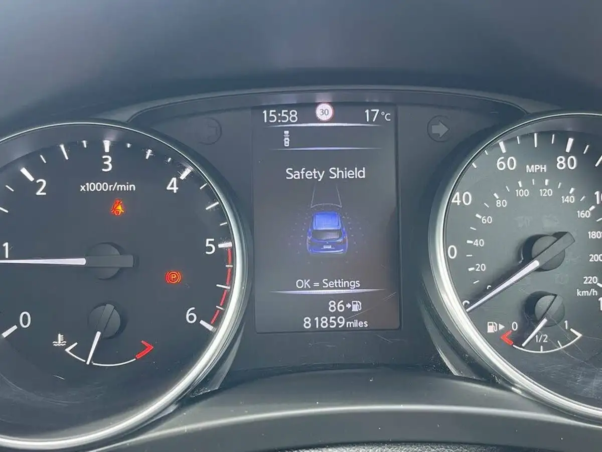 2017-nissan-qashqai-16dci-n-connecta-big-10
