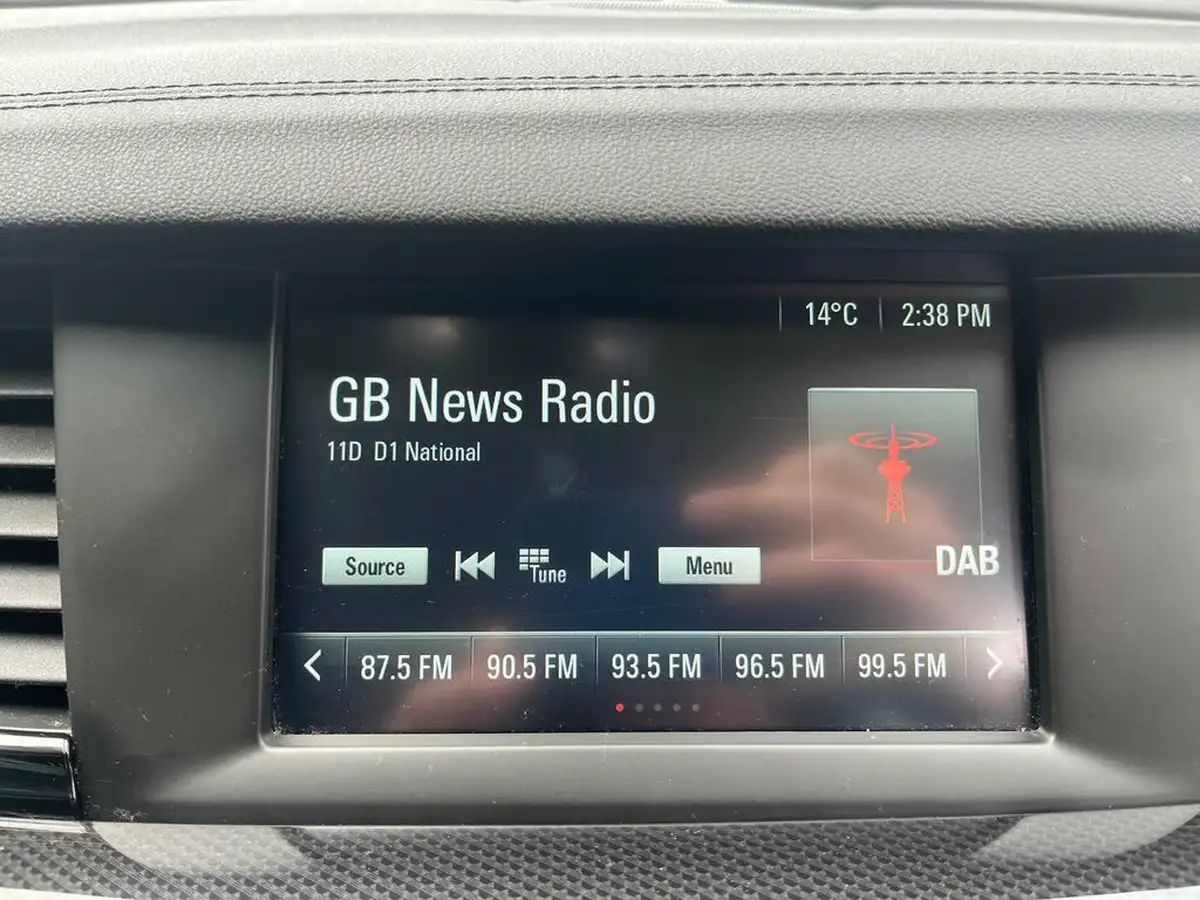 2021-vauxhall-insignia-grand-sport-15-turbo-d-sri-nav-big-26