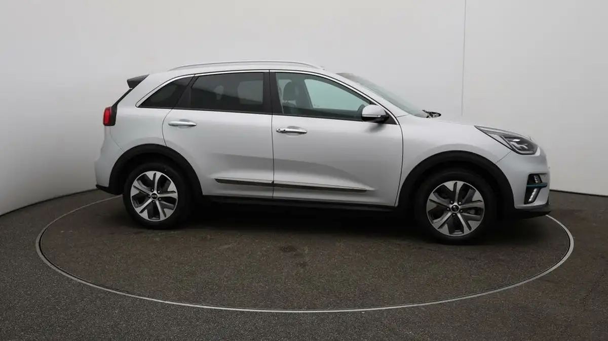 2021-kia-e-niro-ev-4-big-41