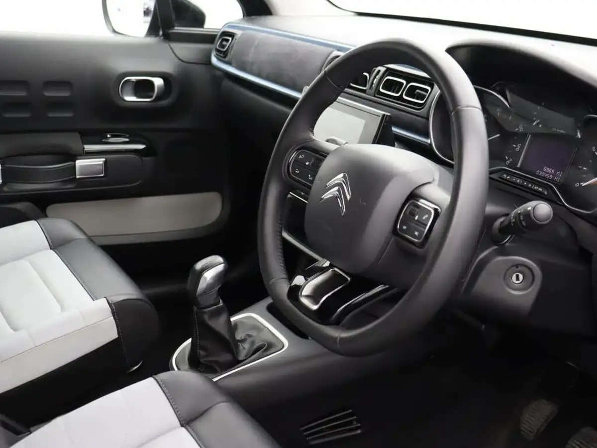 2023-citroen-c3-12-puretech-elle-83ps-ss-big-5