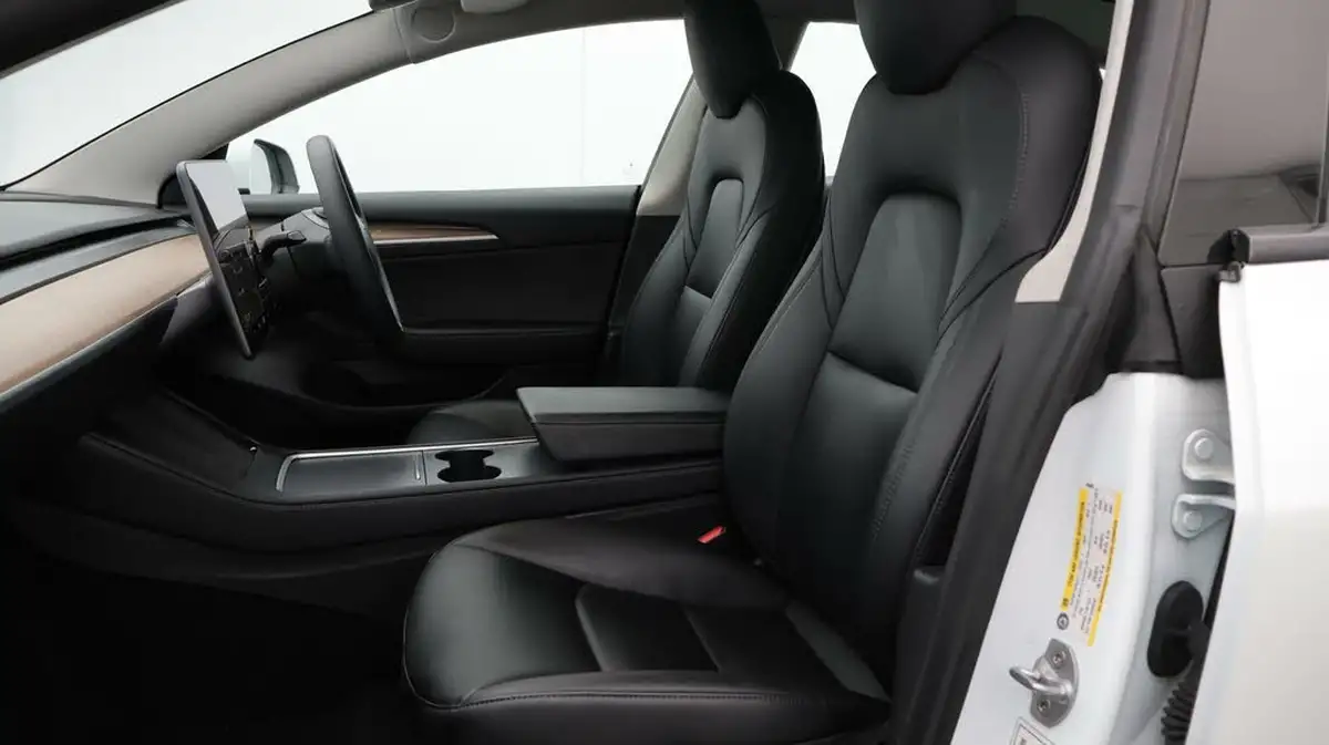 2021-tesla-model-3-e-long-range-4x4-big-14
