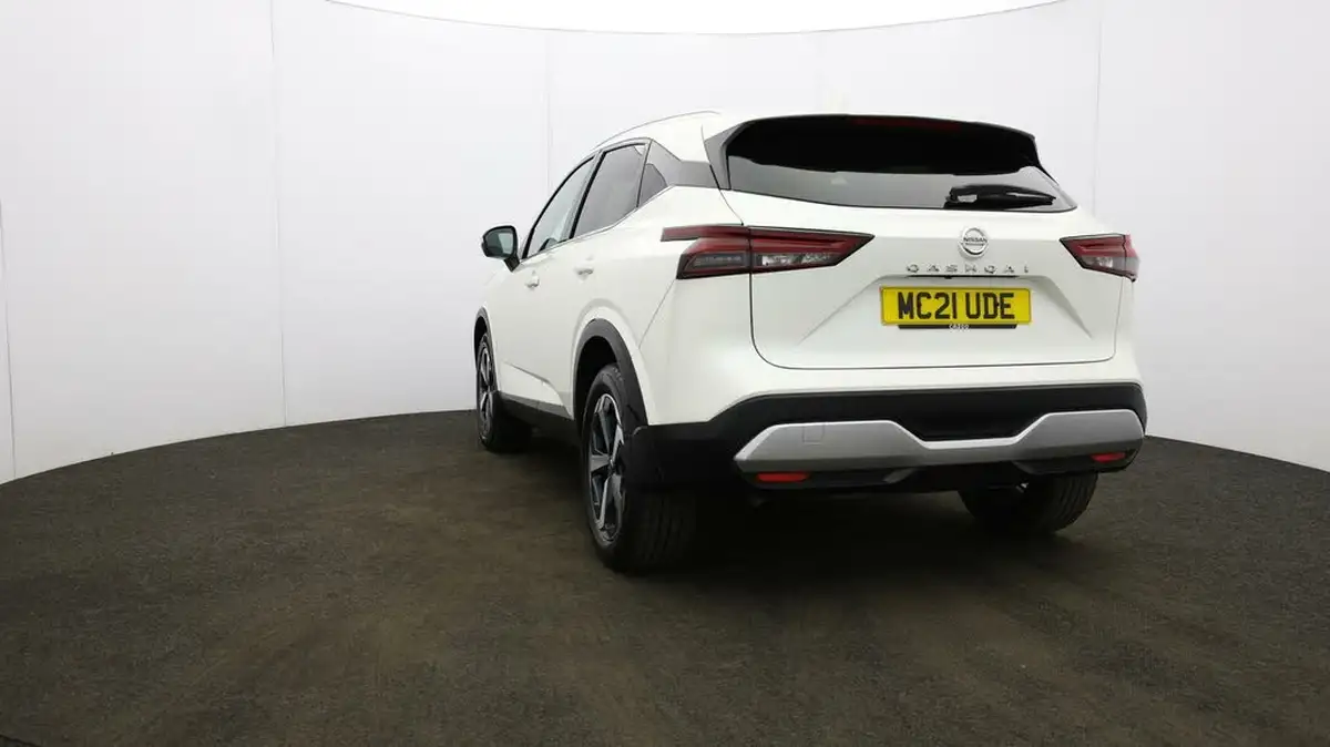 2021-nissan-qashqai-13-dig-t-premiere-edition-158ps-x-tronic-big-23