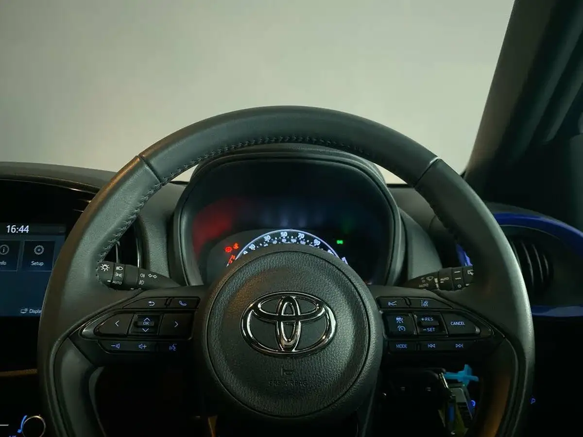 2023-toyota-aygo-x-10-vvt-i-edge-big-21