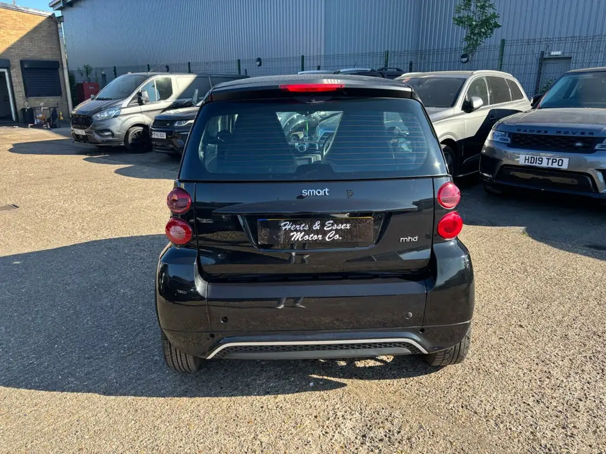2013-smart-fortwo-10-passion-71bhp-coupe-big-6