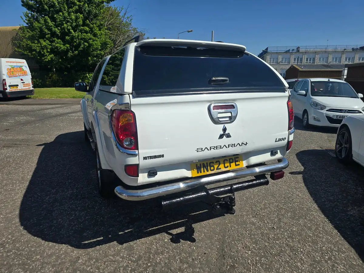 2012-mitsubishi-l200-25td-barbarian-eu-v-cab-big-31