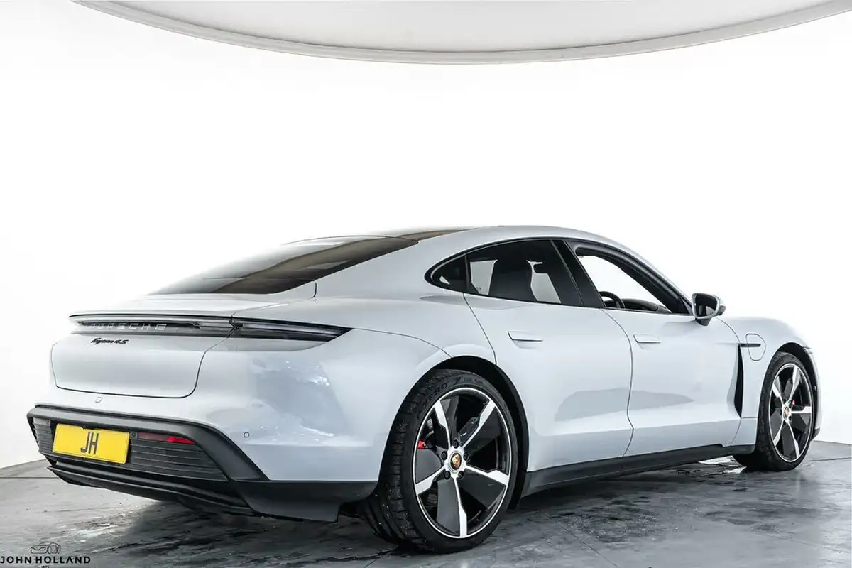 2021-porsche-taycan-e-4s-571ps-performance-battery-plus-big-8