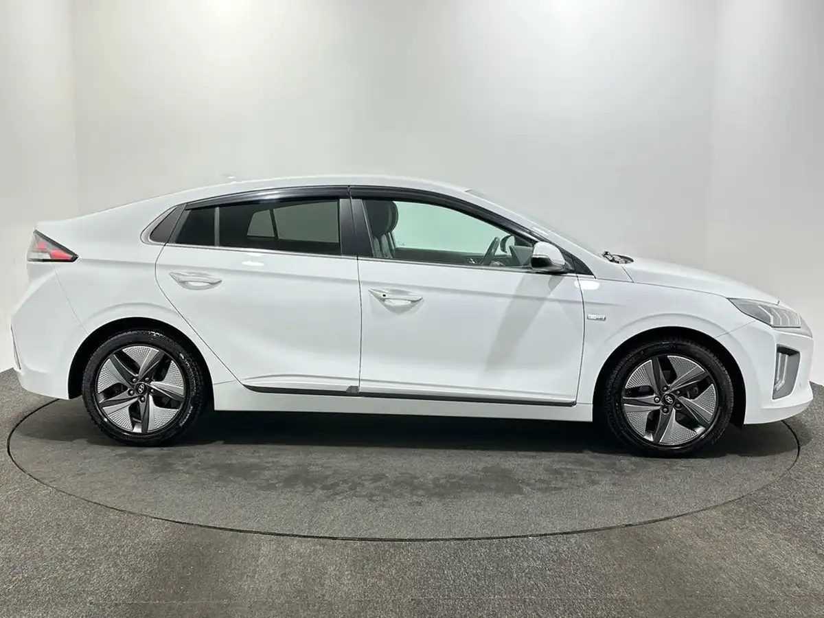 2020-hyundai-ioniq-16-gdi-premium-se-hybrid-big-7