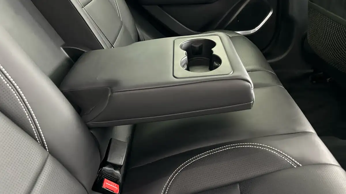 2021-jaguar-i-pace-ev400-hse-big-30