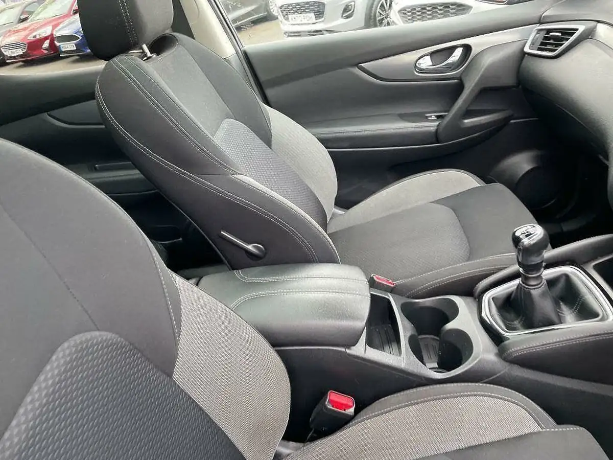 2019-nissan-qashqai-13-dig-t-n-connecta-160ps-big-18