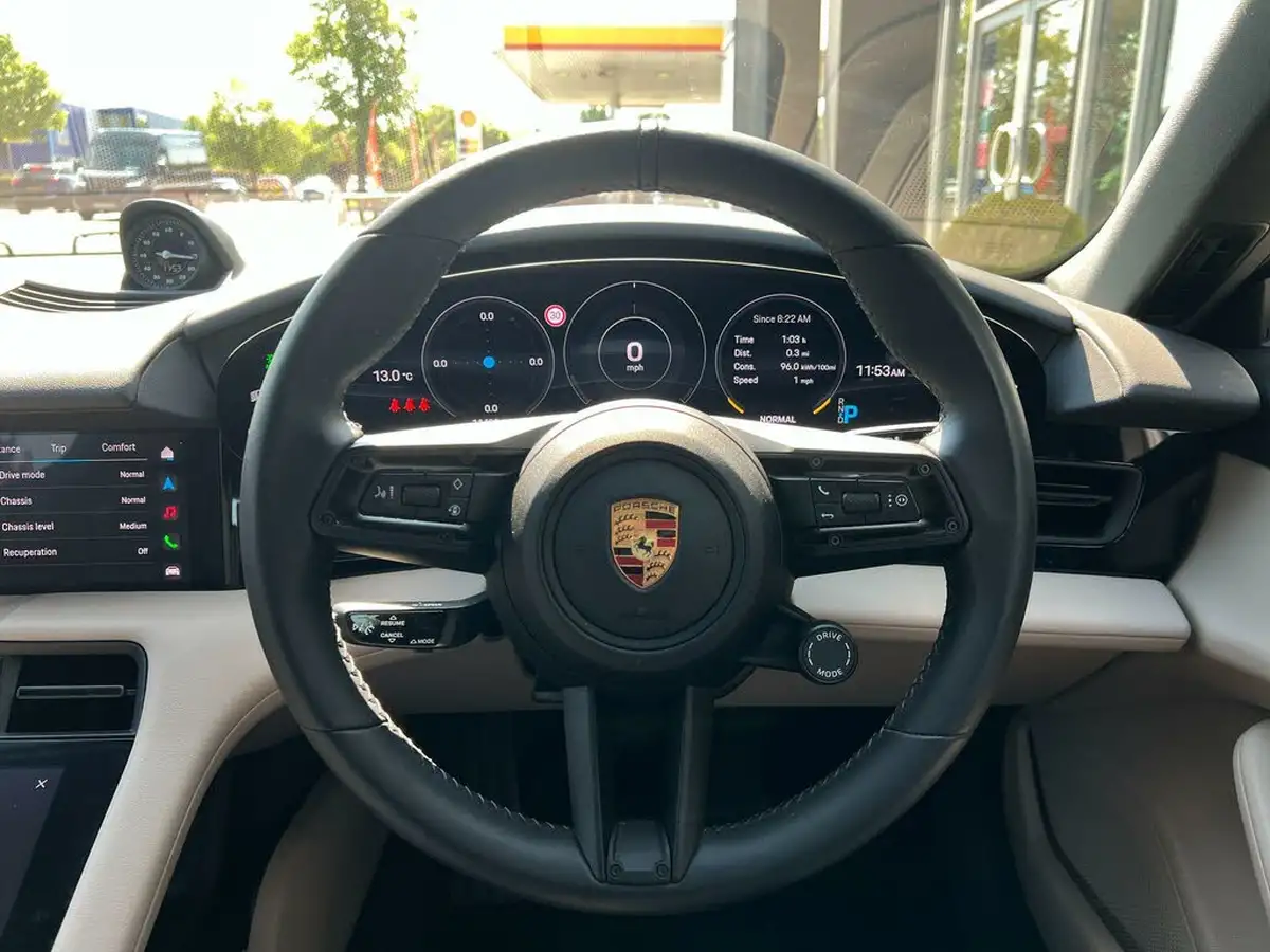 2023-porsche-taycan-e-4s-sport-turismo-530ps-big-14