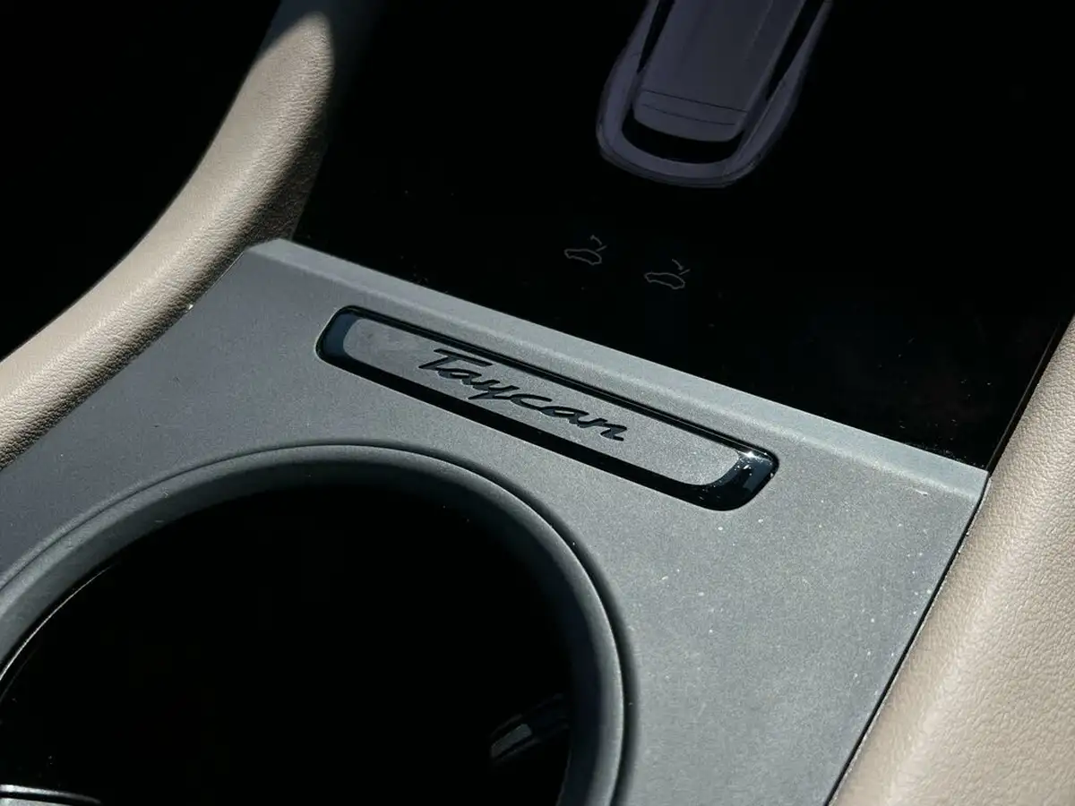 2023-porsche-taycan-e-4s-sport-turismo-530ps-big-62