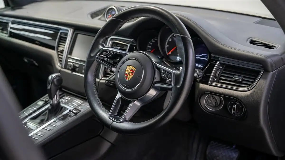 2014-porsche-macan-36-turbo-big-24