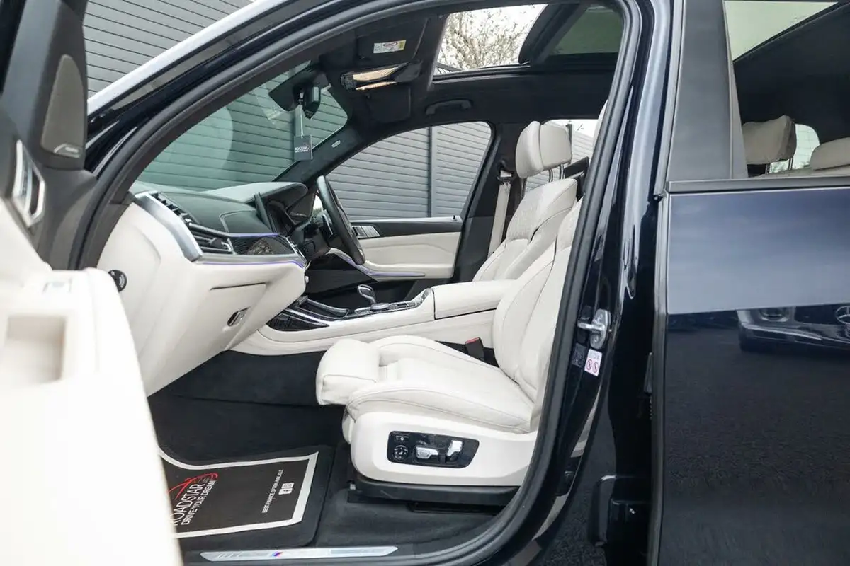 2020-bmw-x7-30td-m50d-big-55