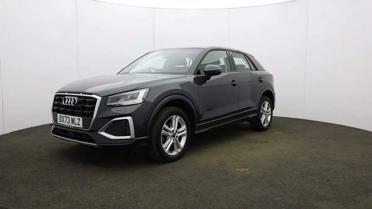 2023-audi-q2-10-30-tfsi-sport-big-30