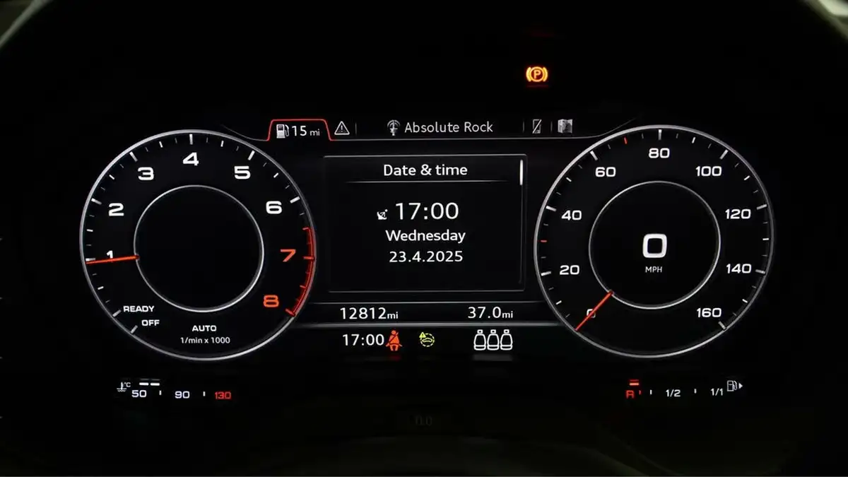 2023-audi-q2-10-30-tfsi-sport-big-9