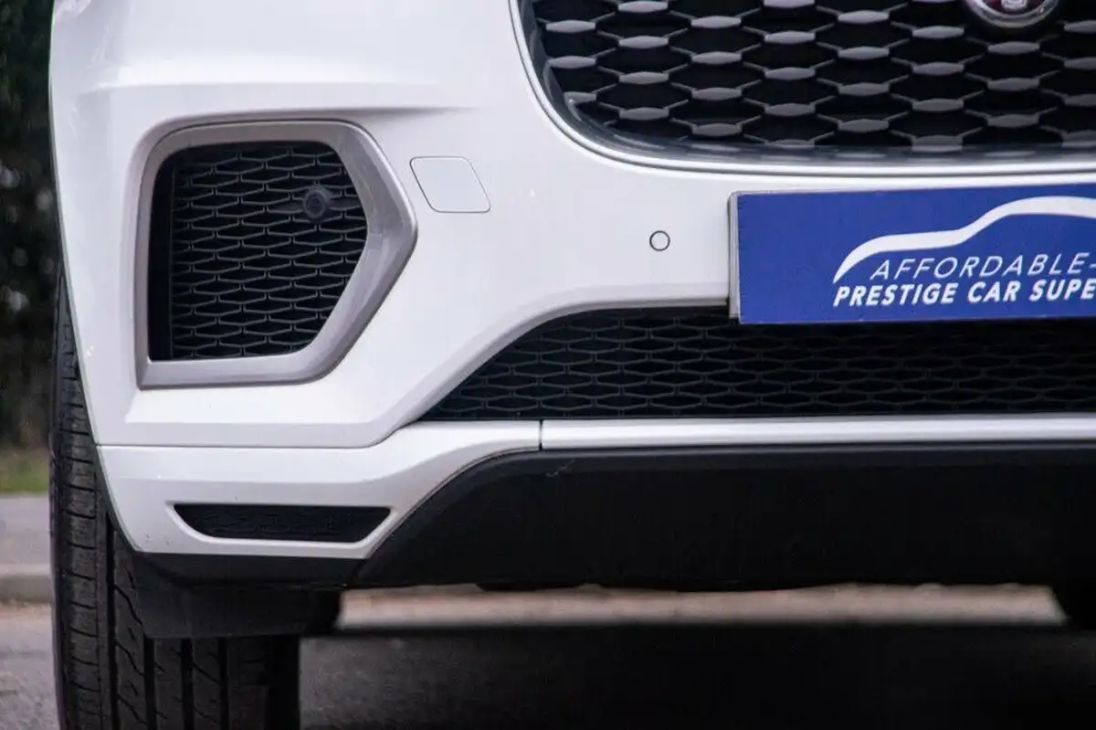 2021-jaguar-e-pace-20-d165-r-dynamic-se-big-36