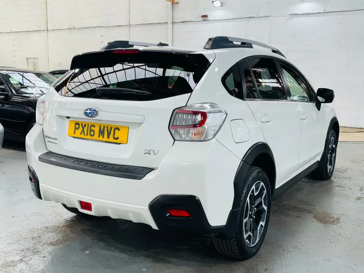 2017-subaru-xv-20i-se-premium-lineartronic-big-4
