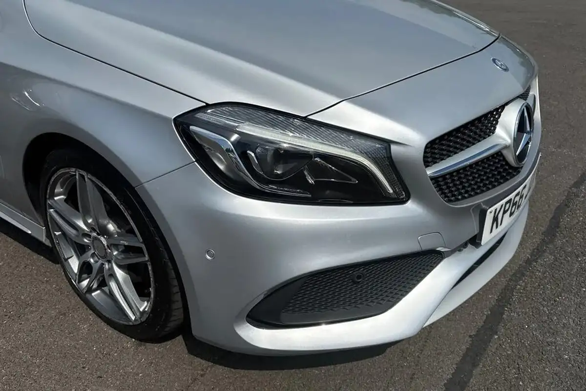 2016-mercedes-benz-a-class-big-24