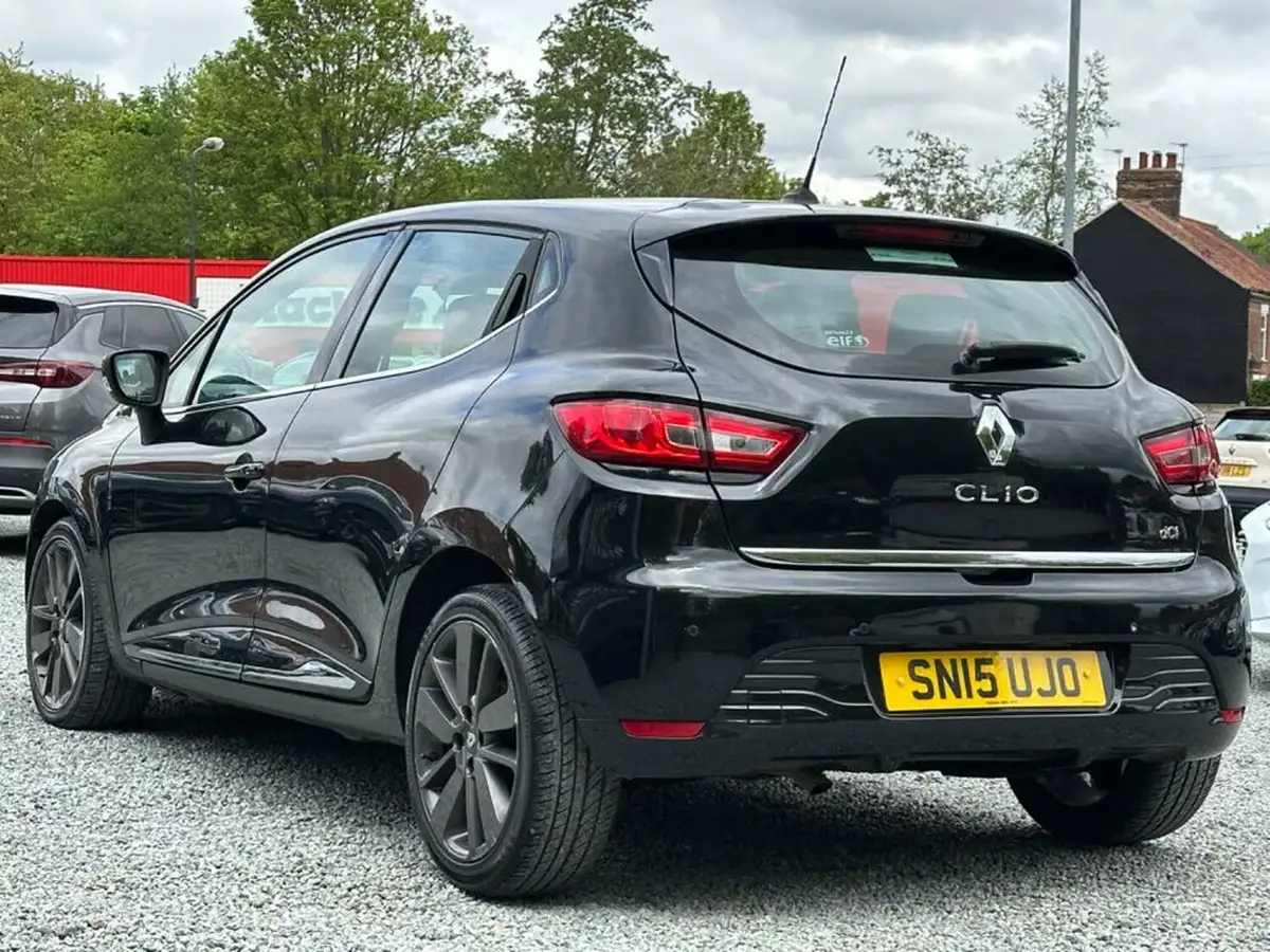 2015-renault-clio-15dci-dynamique-s-medianavss-big-4