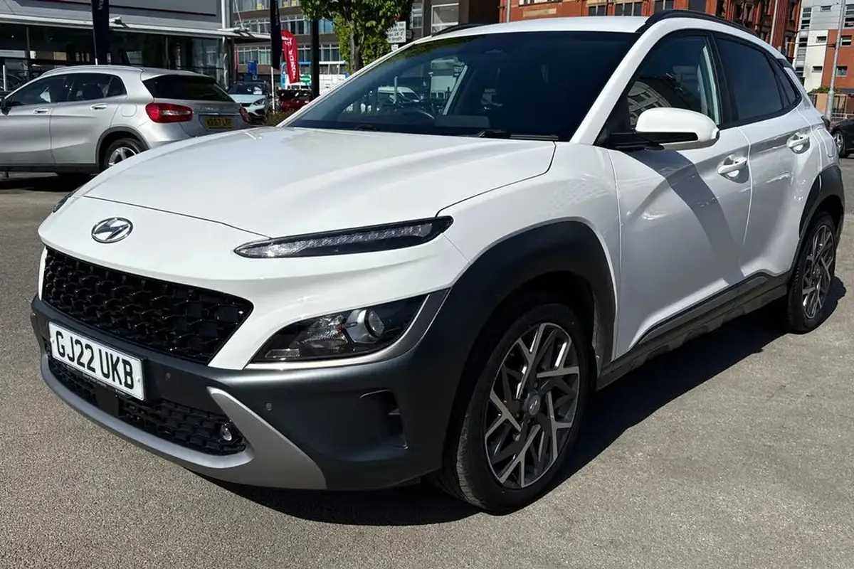 2022-hyundai-kona-16-gdi-premium-big-45