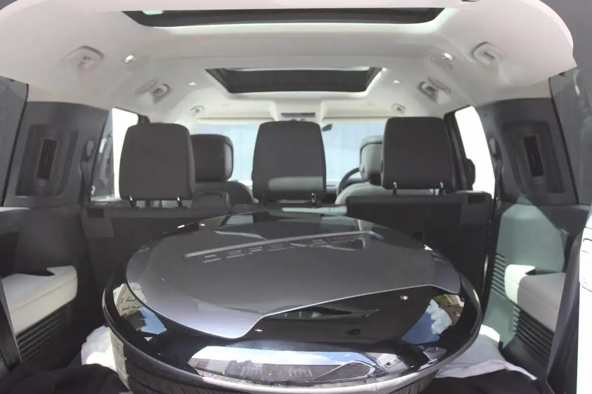 2022-land-rover-130-defender-30-p400-x-dynamic-hse-big-19
