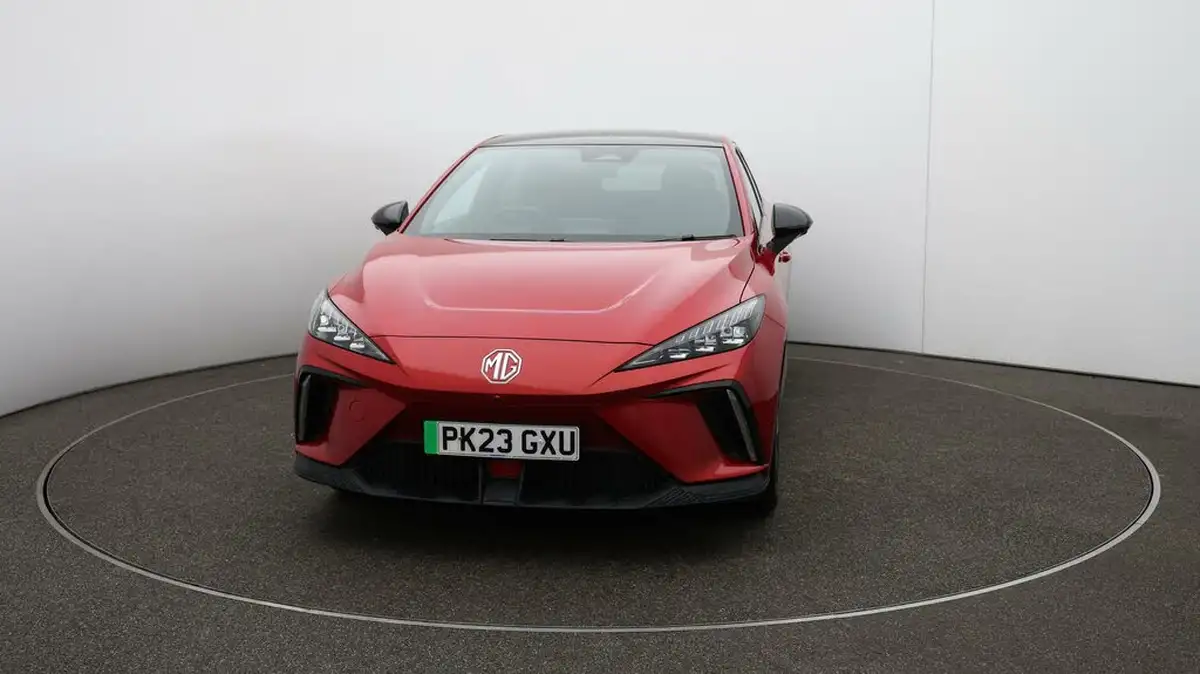2023-mg-mg4-e-trophy-ev-203ps-long-big-38