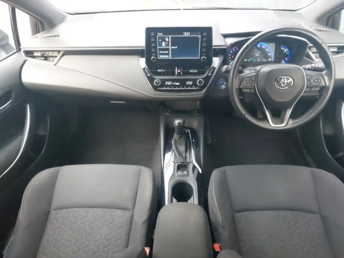 2021-toyota-corolla-18-vvt-i-icon-spare-wheel-touring-sports-5d-big-2
