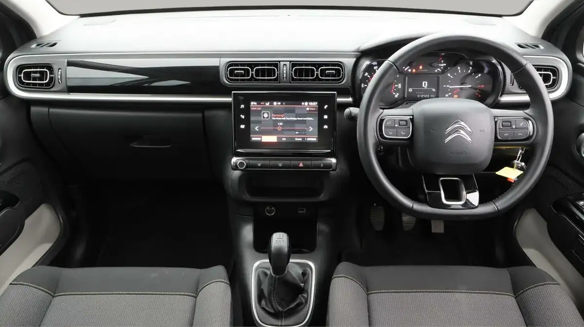2020-citroen-c3-12-puretech-flair-83ps-big-13