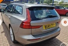 2019-volvo-v60-20td-d3-momentum-plus-geartronic-small-8