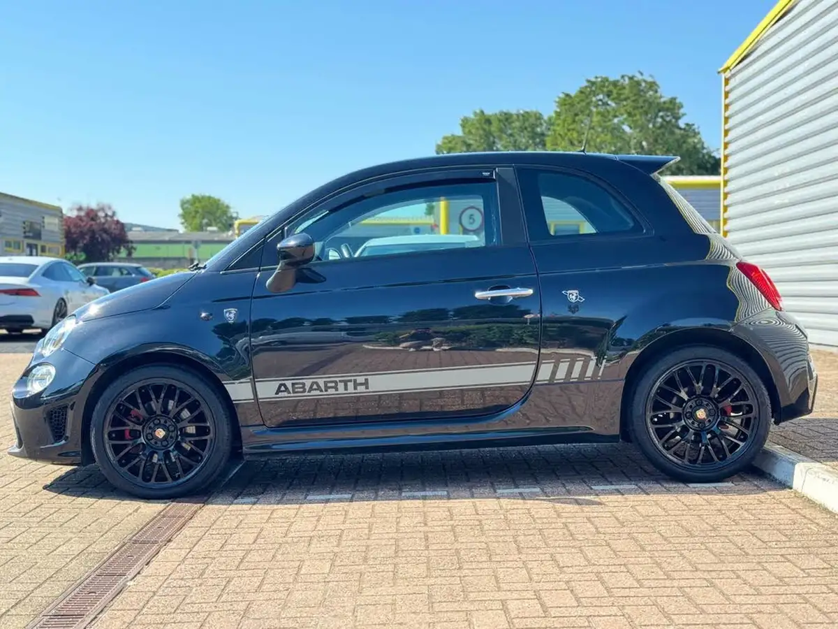 2017-abarth-595-14-tjet-big-7