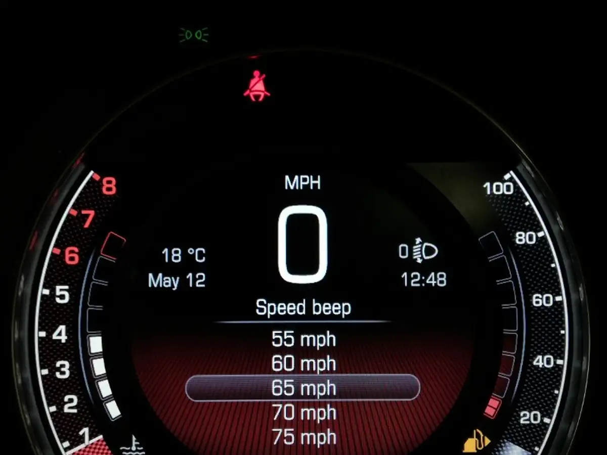 2018-abarth-595-14-tjet-turismo-big-17