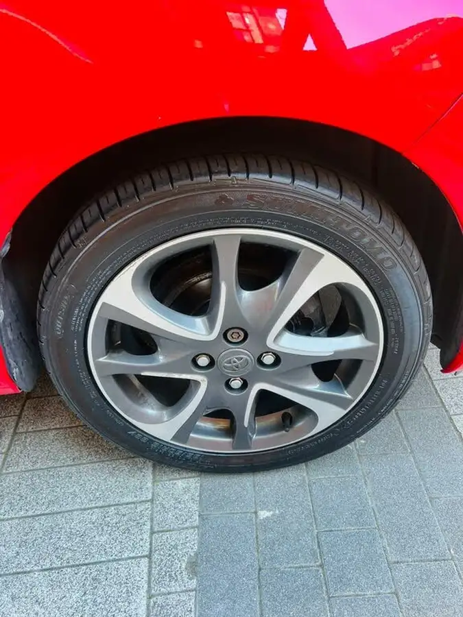 2014-toyota-yaris-133-trend-smart-pack-big-16