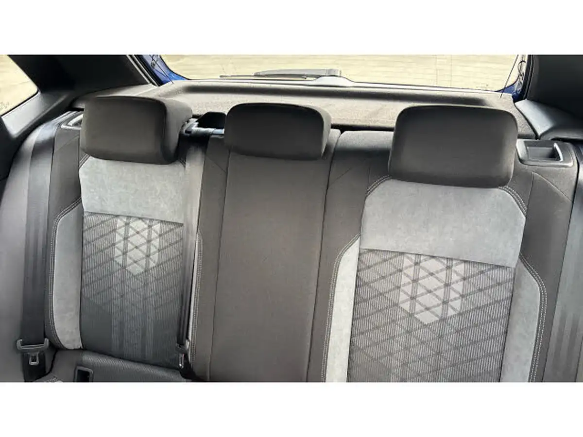 2024-volkswagen-polo-10-tsi-r-line-115ps-dsg-big-15