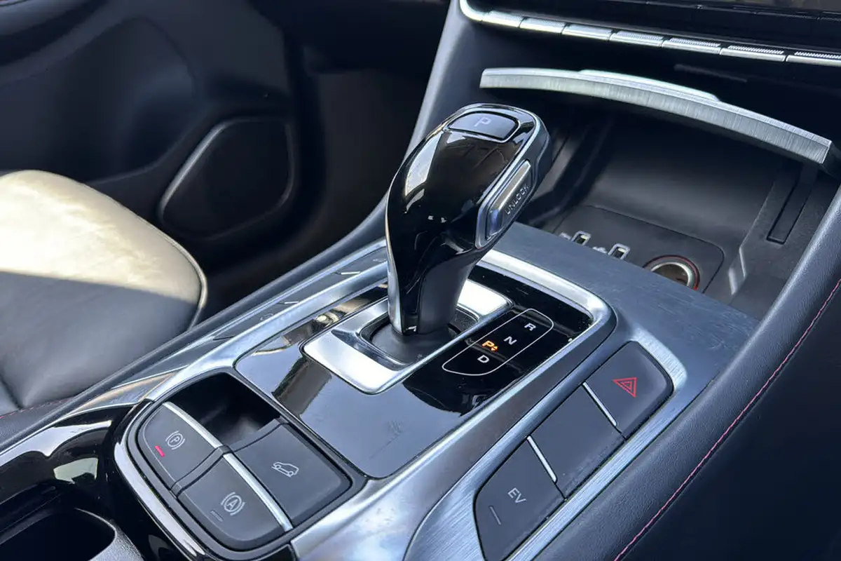 2023-mg-hs-15t-gdi-trophy-258ps-plug-in-hybrid-auto-big-12