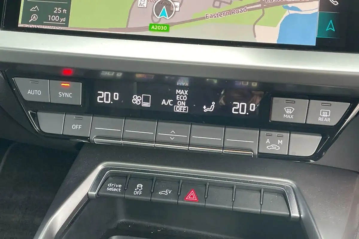 2023-audi-a3-14-40-tfsi-e-sport-big-39