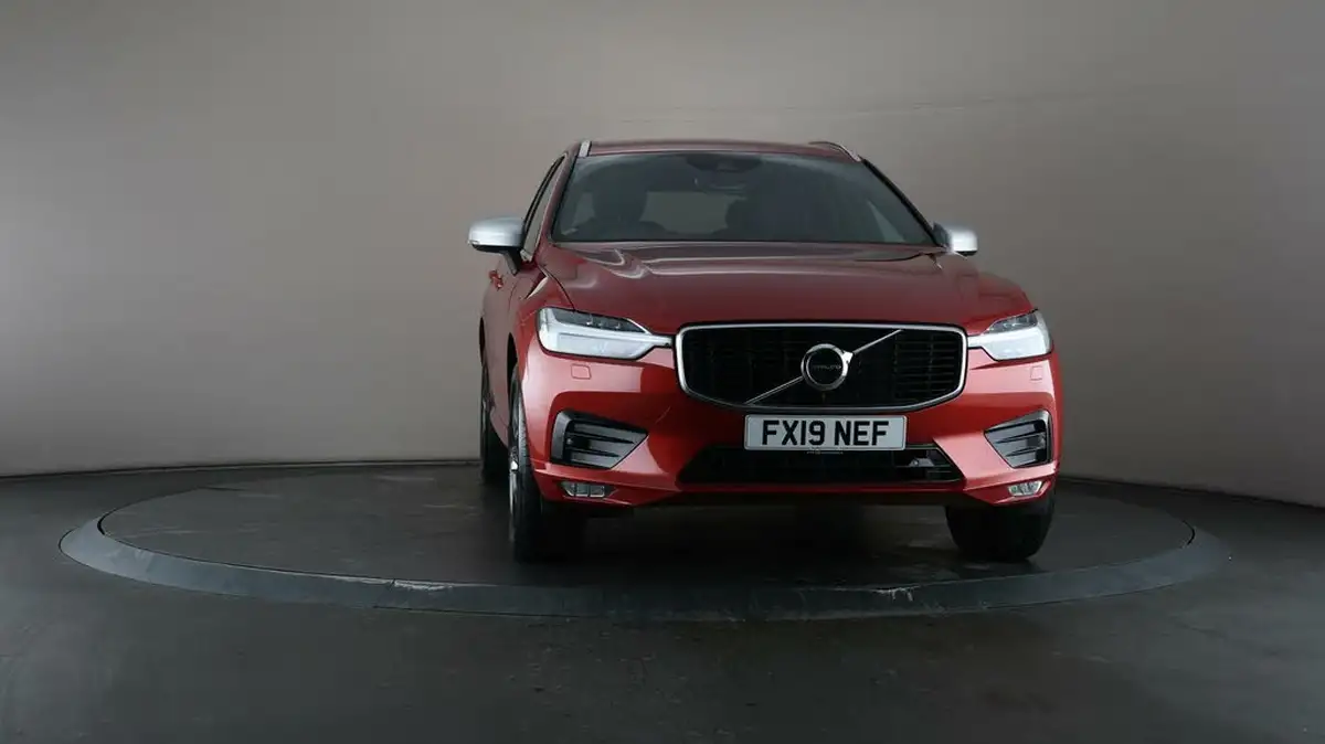 2019-volvo-xc60-20td-d4-r-design-4x4-ss-geartronic-big-42