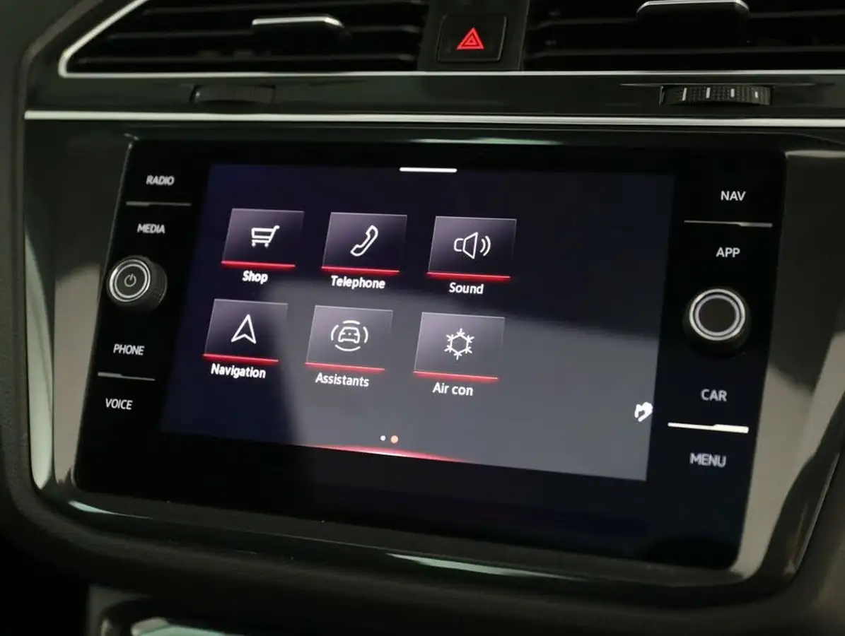 2020-volkswagen-tiguan-15-tsi-elegance-big-42
