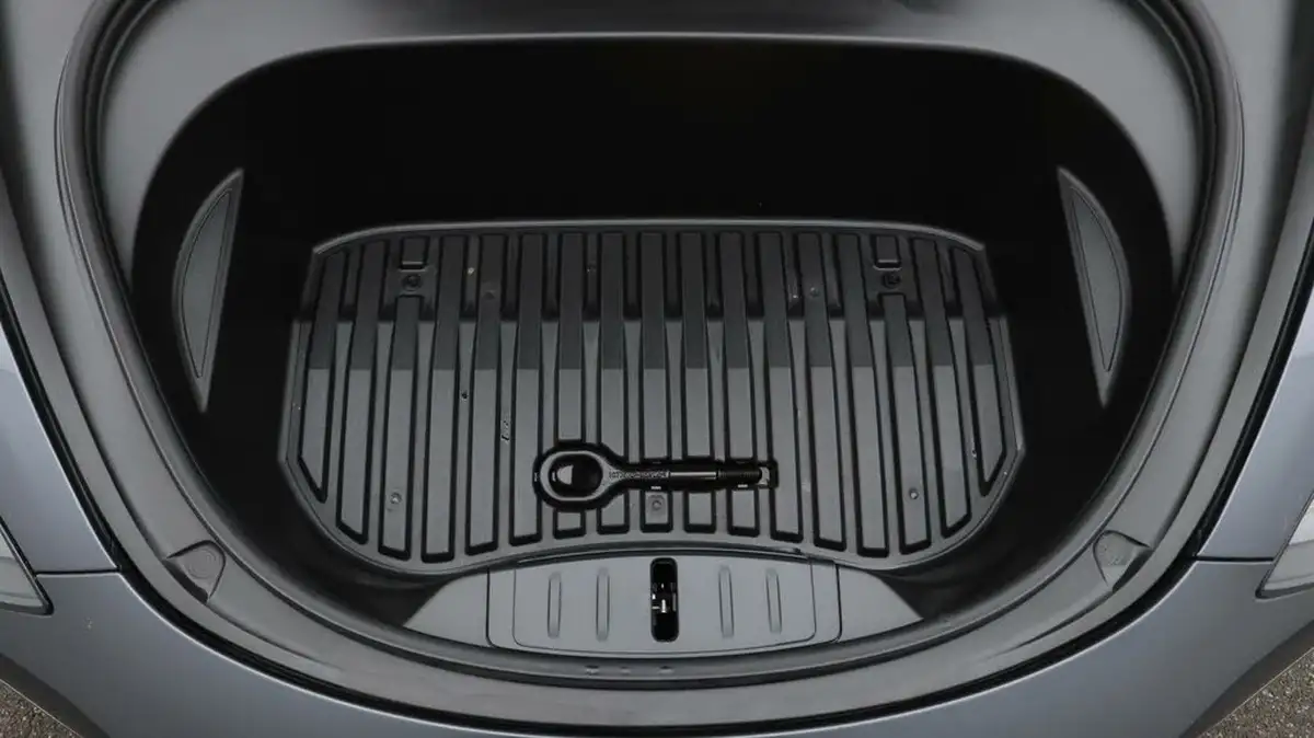 2021-tesla-model-3-e-long-range-4x4-big-19