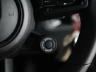 2025-porsche-macan-20-t-small-36