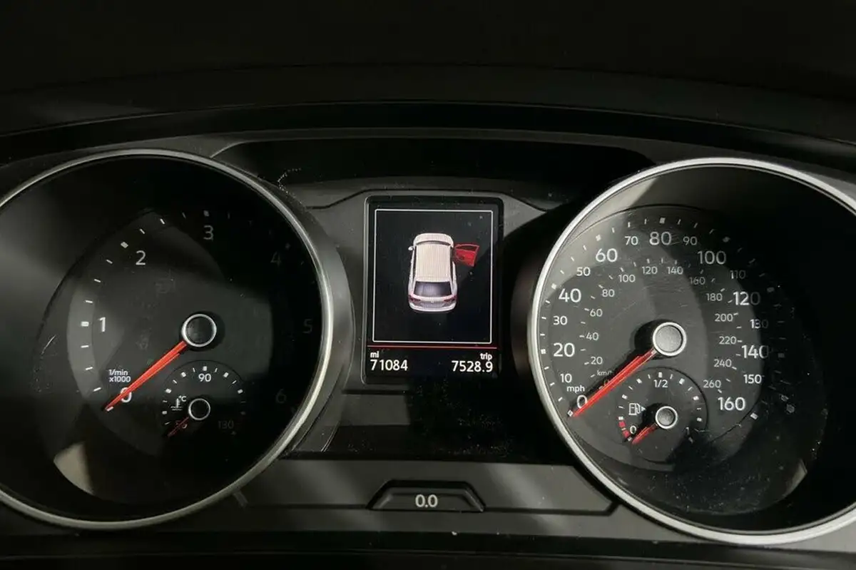 2022-volkswagen-tiguan-20tdi-active-big-10