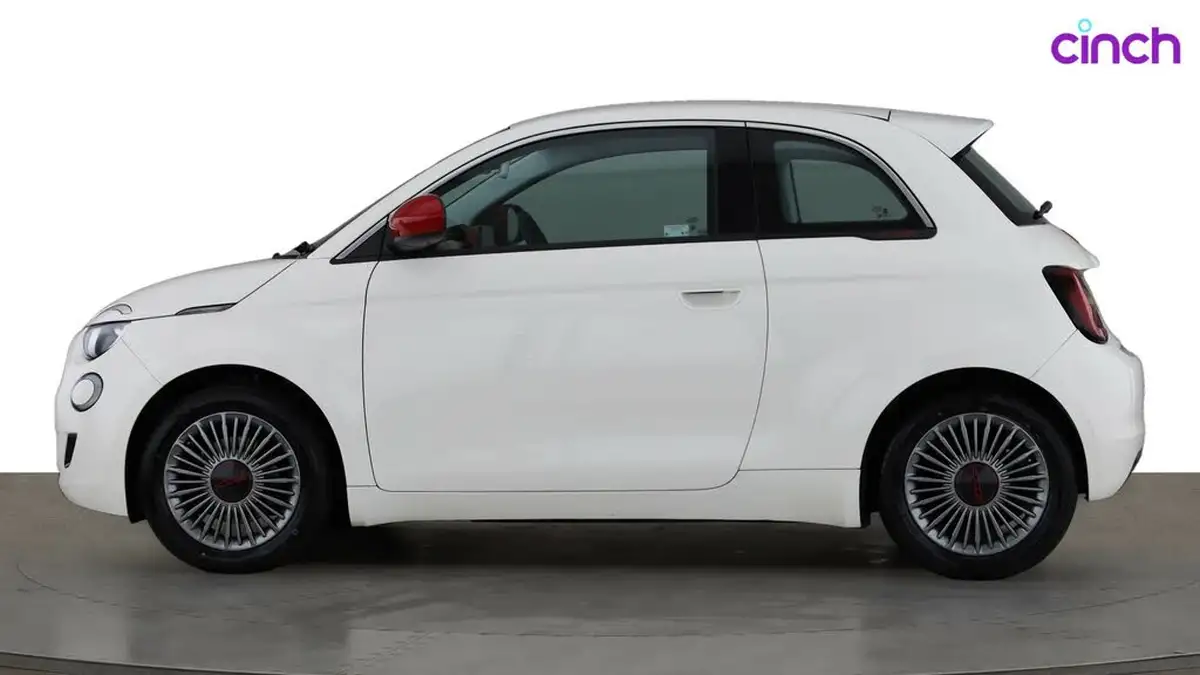 2022-fiat-500-e-red-117bhp-big-3
